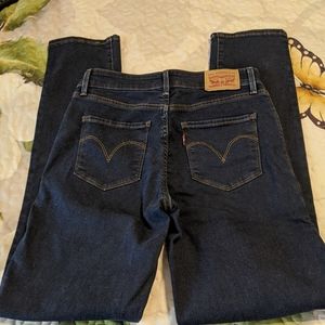 Levi's Mid Rise Skinny Bluejeans